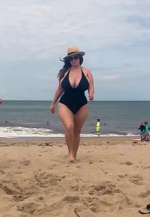 Ashley_Bridges / ashleylietzanbridges / emilybridgesfitness nude photo #0006