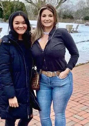 Ashley_Bridges / ashleylietzanbridges / emilybridgesfitness nude photo #0045