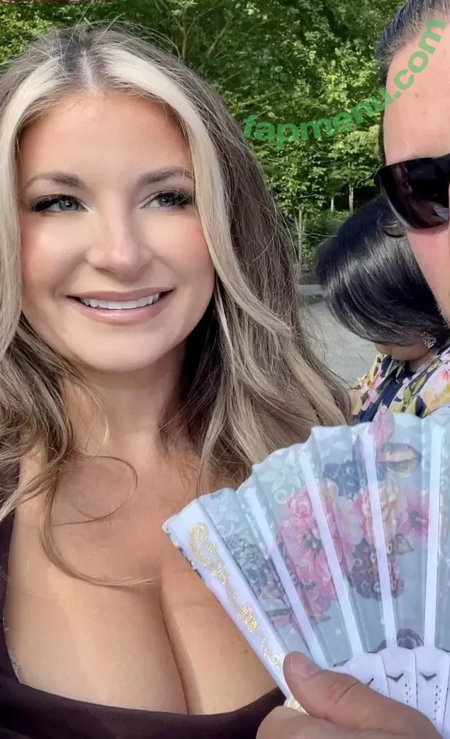 Ashley_Bridges nude photo #0011 (ashleylietzanbridges / emilybridgesfitness)