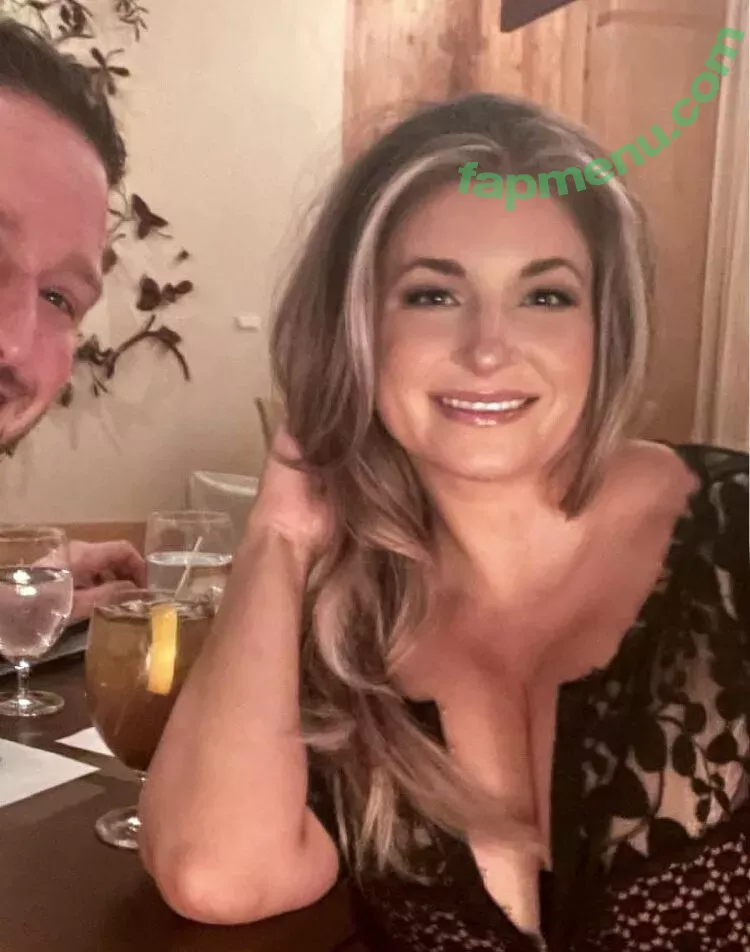 Ashley_Bridges nude photo #0013 (ashleylietzanbridges / emilybridgesfitness)