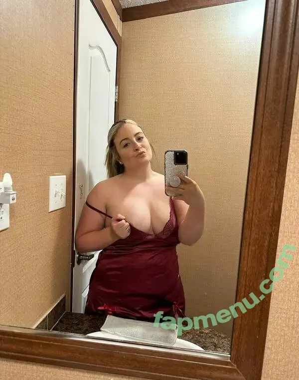 Ashley Coco nude photo #0012 (ashleycoco / ashleycoco_xoxo)