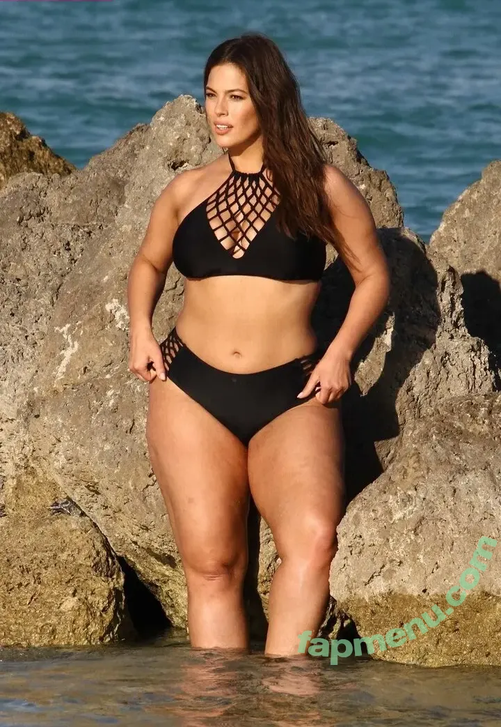 Ashley Graham nude photo #1727 (AshleyGraham / ashley_2020xxx / theashleygraham)