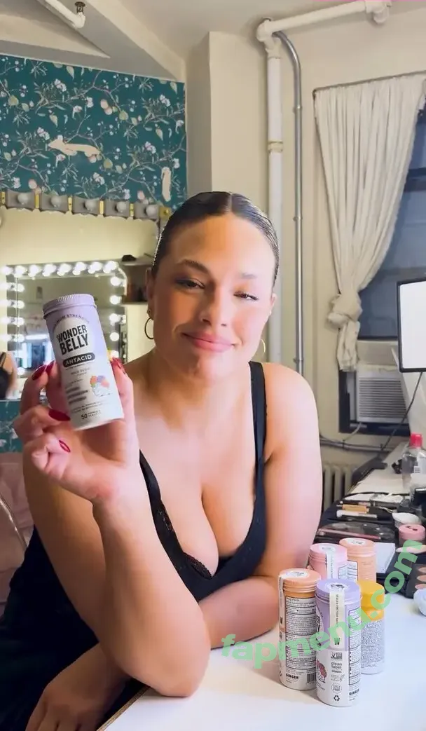 Ashley Graham nude photo #1747 (AshleyGraham / ashley_2020xxx / theashleygraham)