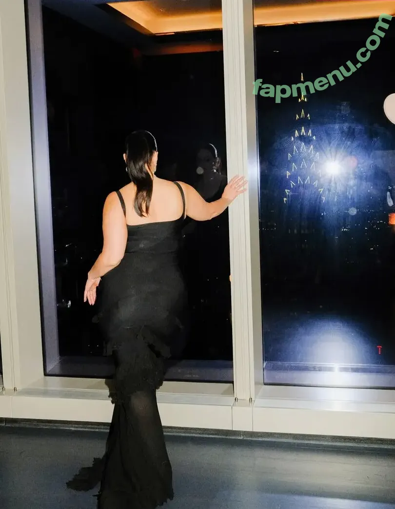 Ashley Graham nude photo #1825 (AshleyGraham / ashley_2020xxx / theashleygraham)
