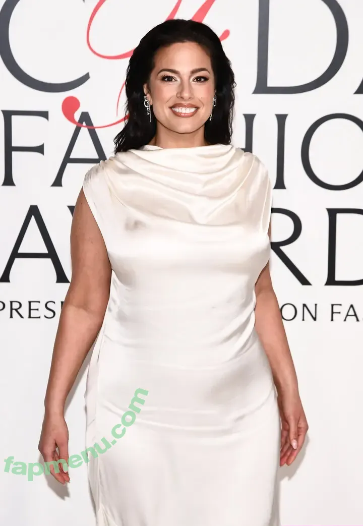 Ashley Graham nude photo #1868 (AshleyGraham / ashley_2020xxx / theashleygraham)