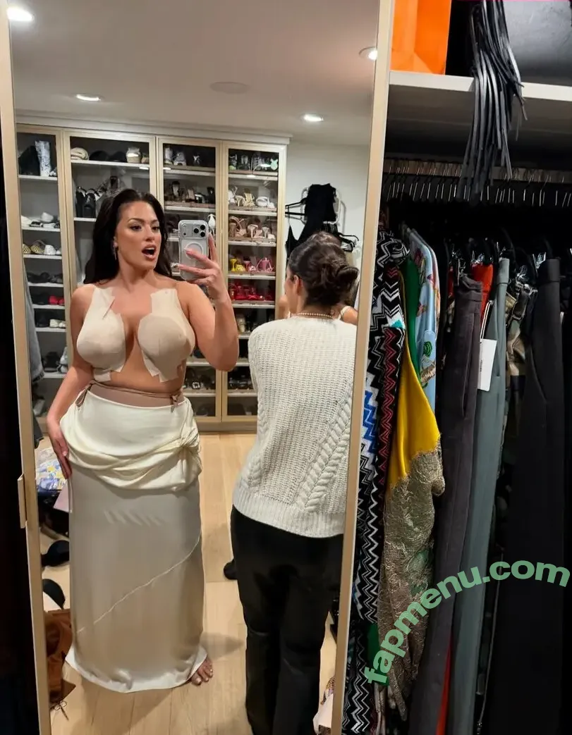 Ashley Graham nude photo #1872 (AshleyGraham / ashley_2020xxx / theashleygraham)