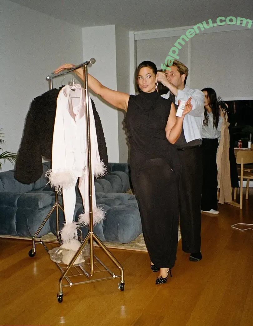 Ashley Graham nude photo #1927 (AshleyGraham / ashley_2020xxx / theashleygraham)