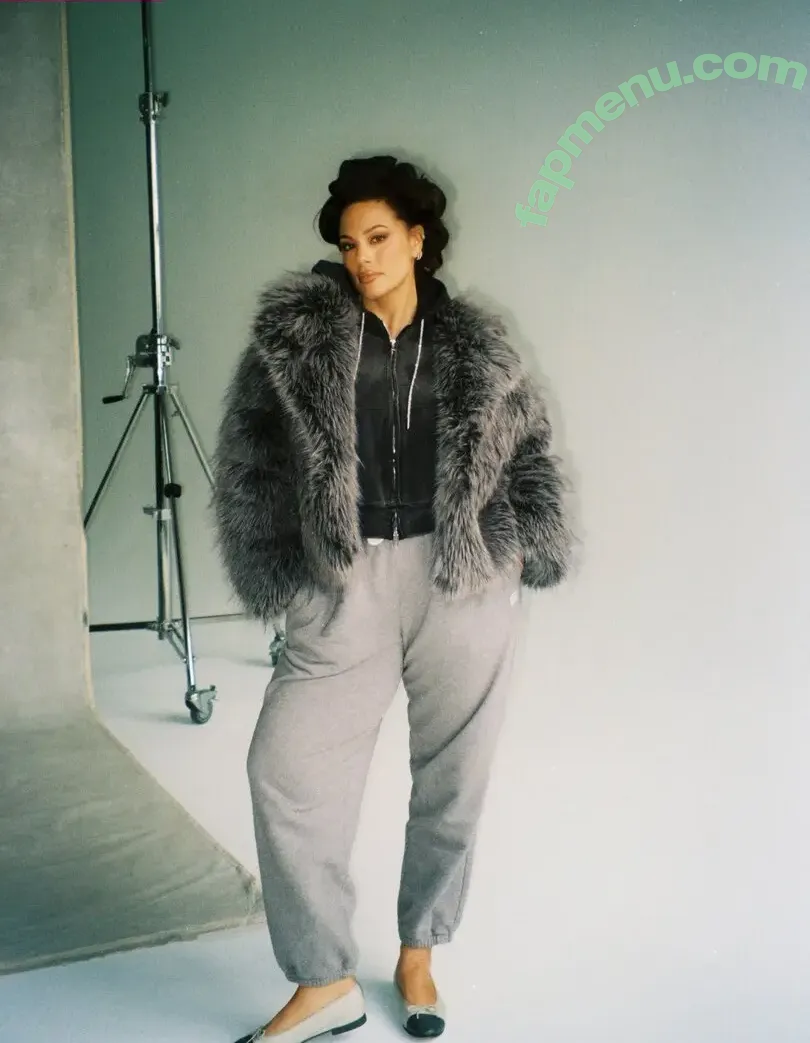 Ashley Graham nude photo #1931 (AshleyGraham / ashley_2020xxx / theashleygraham)