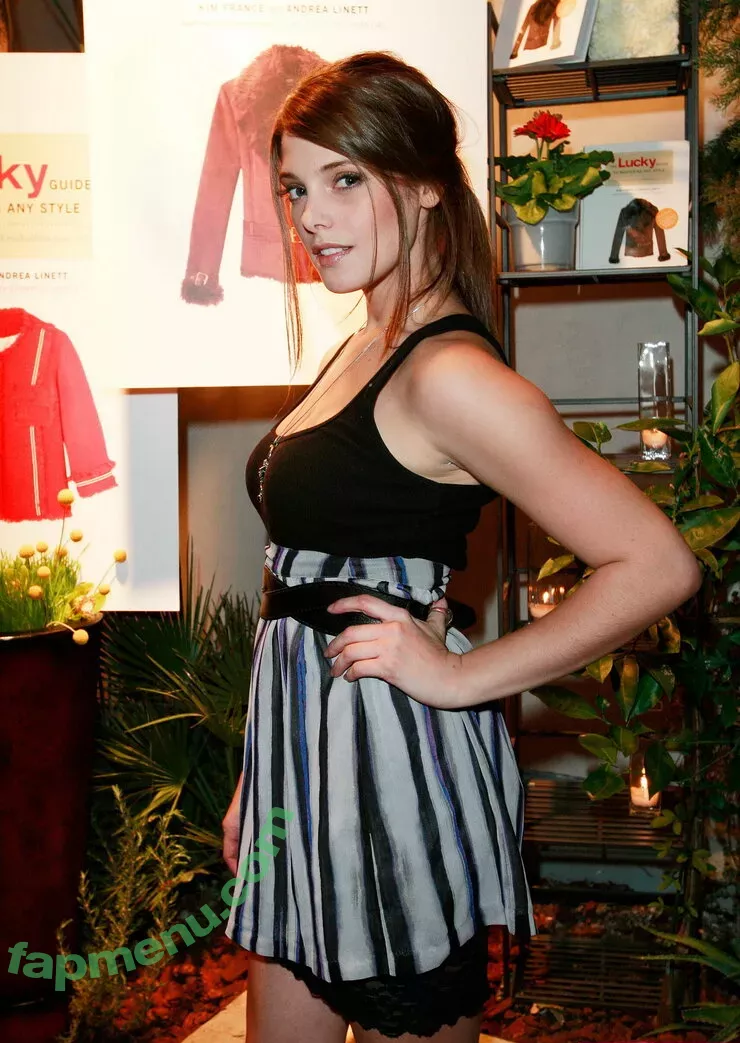 Ashley Greene nude photo #0073 (ashgreeny / ashleygreene)