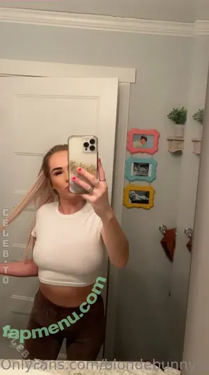 Ashley Higginson / Ashleyhiggy / Blondebunny123678 / ashleyrosehigginson nude photo #0073