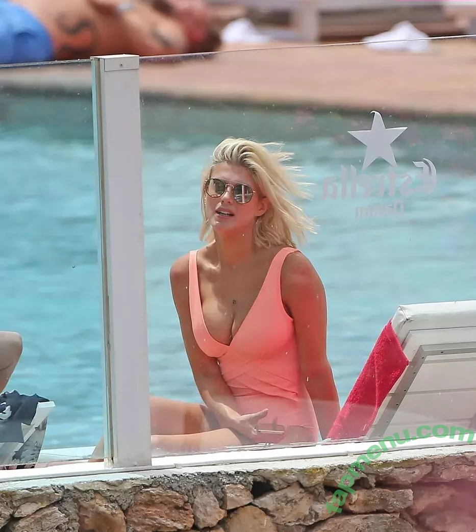 Ashley James nude photo #0312 (ashleyljames / ashleylouisejames)