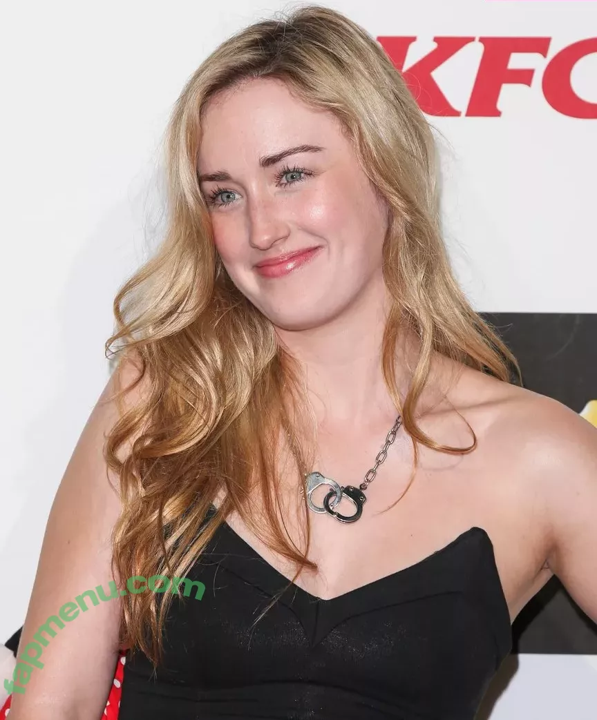 Ashley Johnson nude photo #0066 (ashleythejohnson / johnsonhubfans / thevulcansalute)