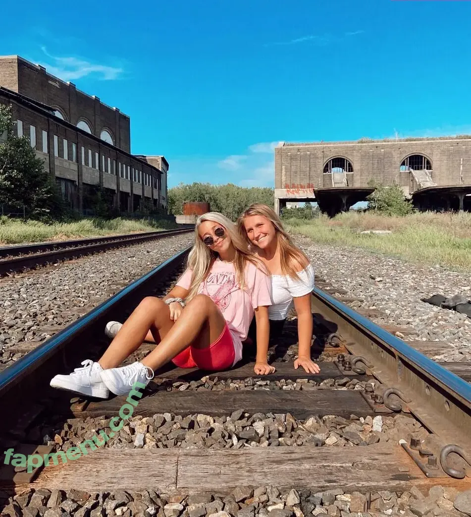 Ashley Ladner nude photo #0015 (Ashleyyladner)