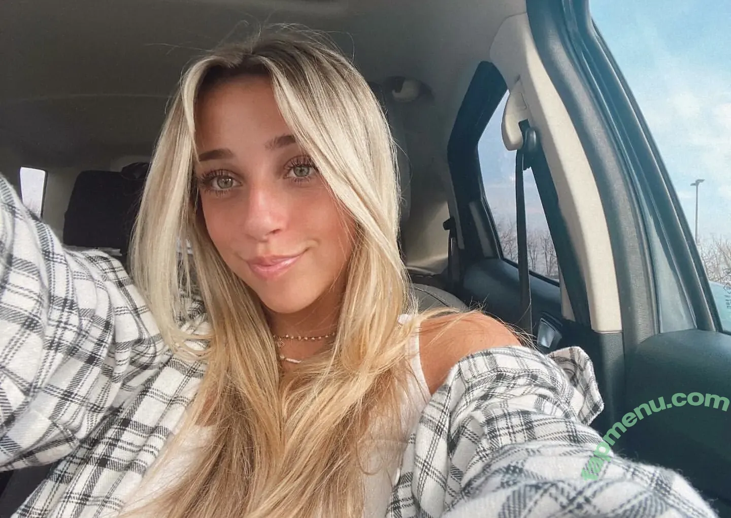 Ashley Ladner nude photo #0037 (Ashleyyladner)