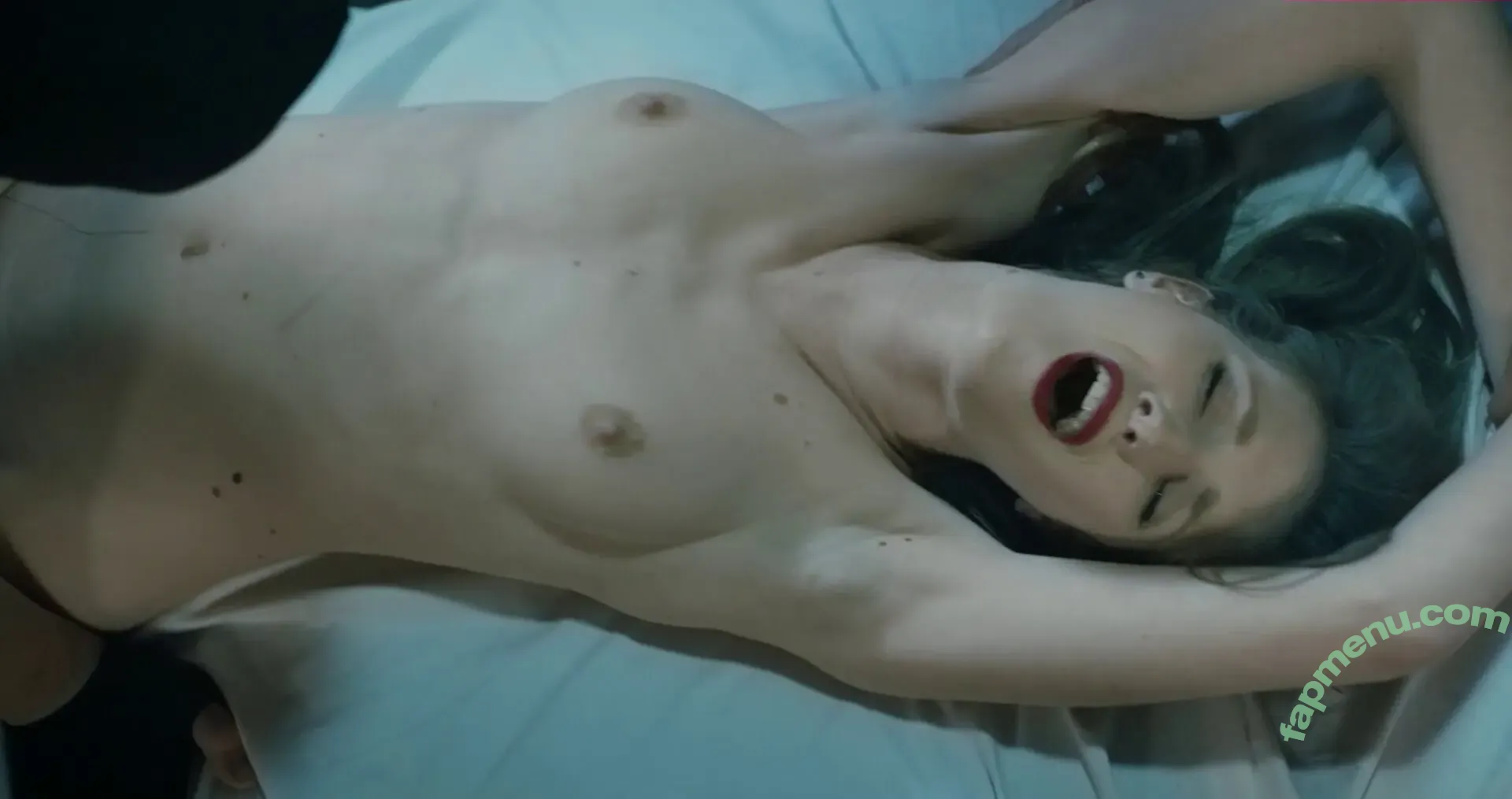 Ashley Lane nude photo #1185 (AshleyLaneXXX / priebusss)