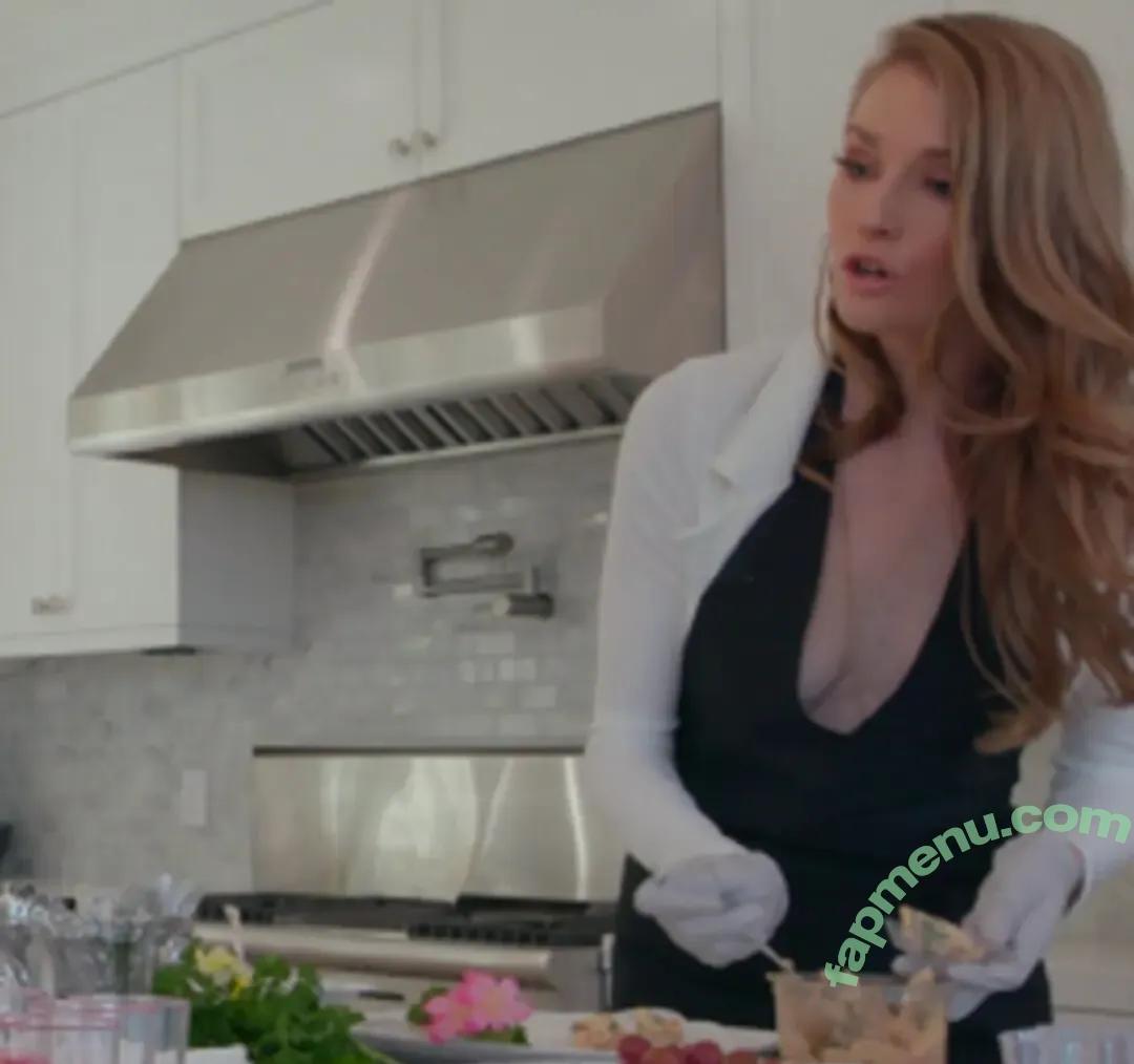 Ashley Lane nude photo #1457 (AshleyLaneXXX / priebusss)