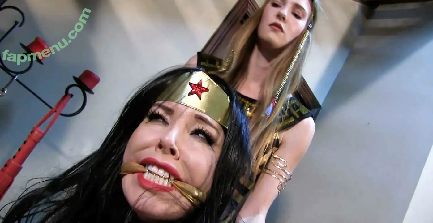 Ashley Lane nude photo #1573 (AshleyLaneXXX / priebusss)