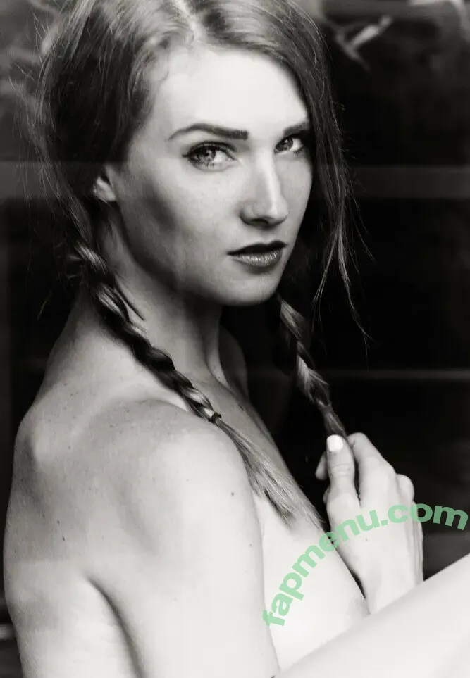 Ashley Lane nude photo #1935 (ashleylanexxx / priebusss)