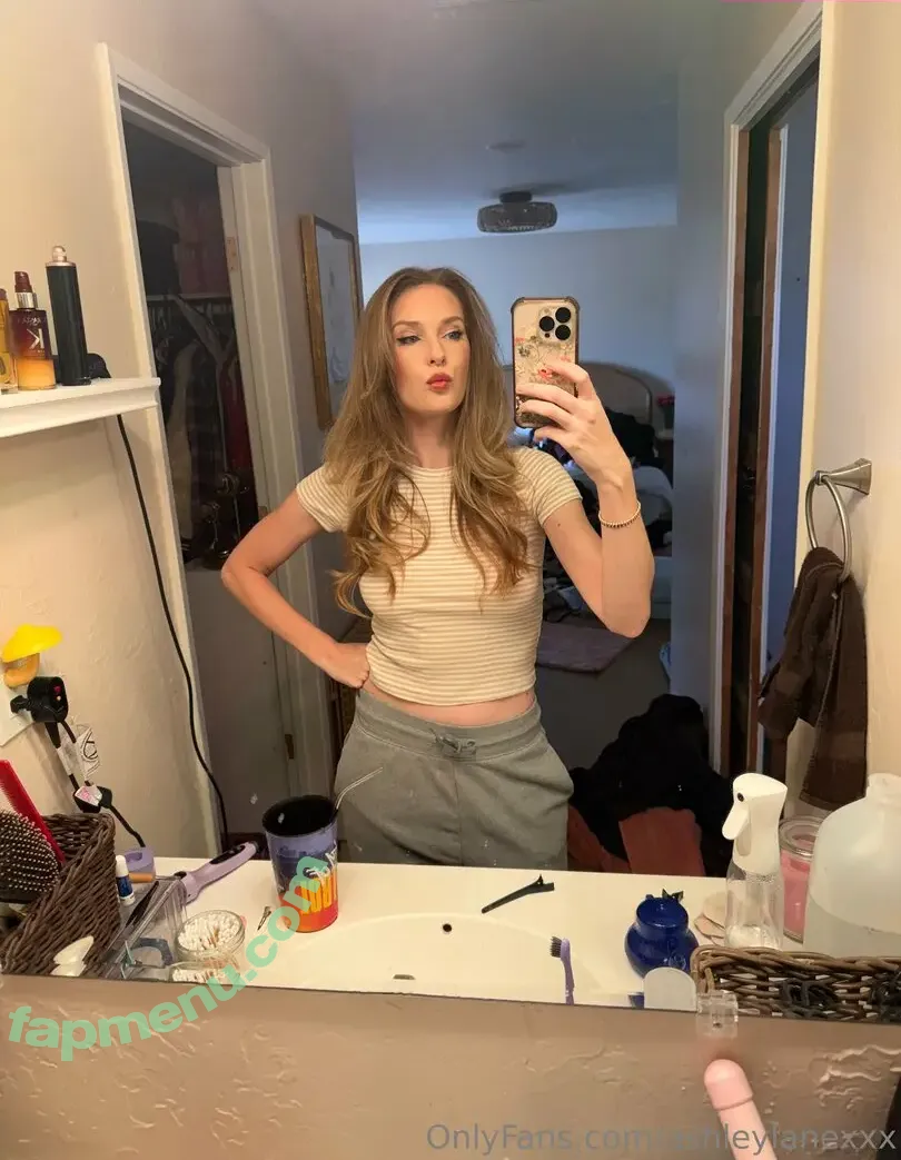 Ashley Lane nude photo #2045 (ashleylanexxx / priebusss)