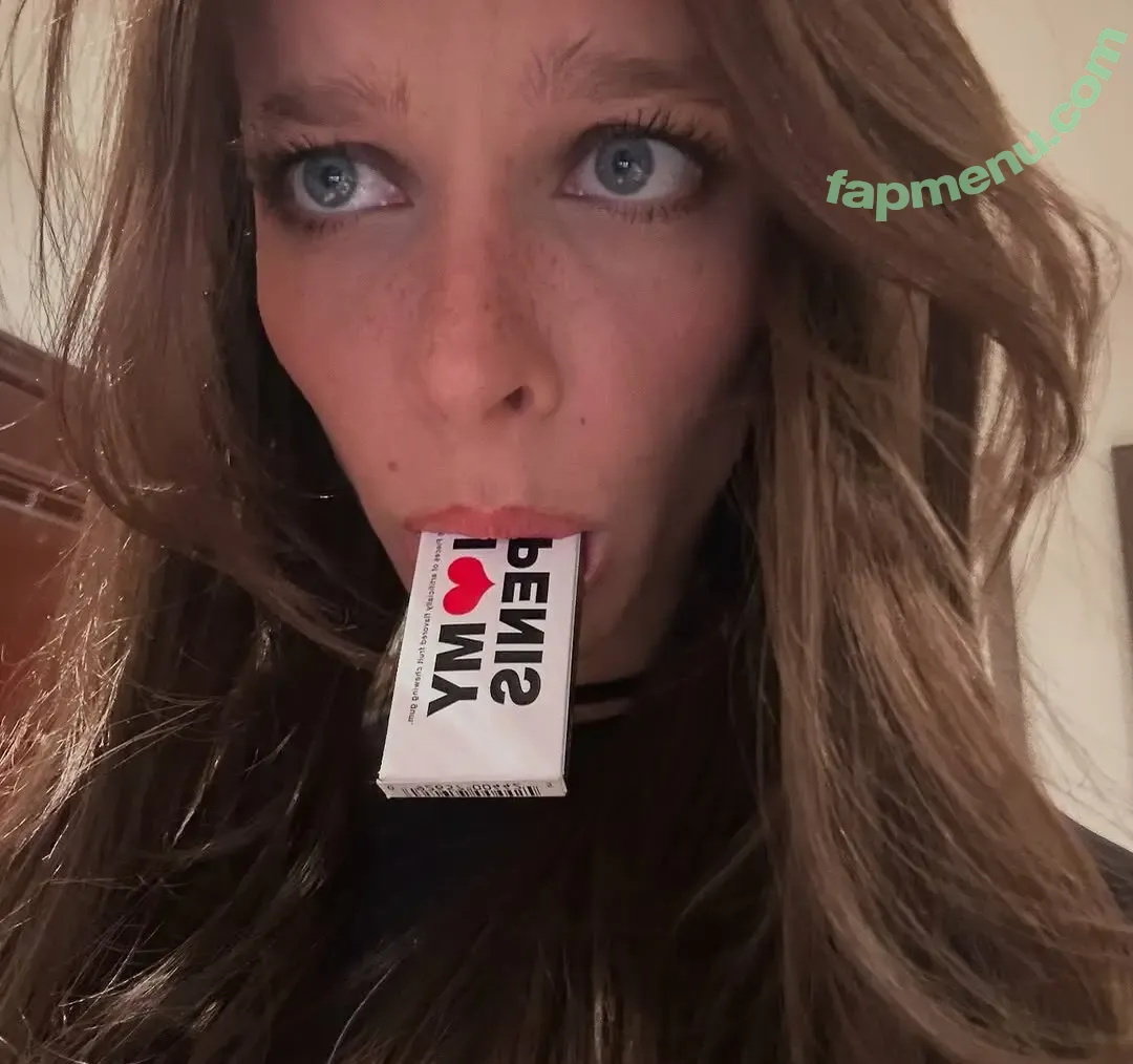 Ashley Matheson nude photo #0003 (Smashedely)