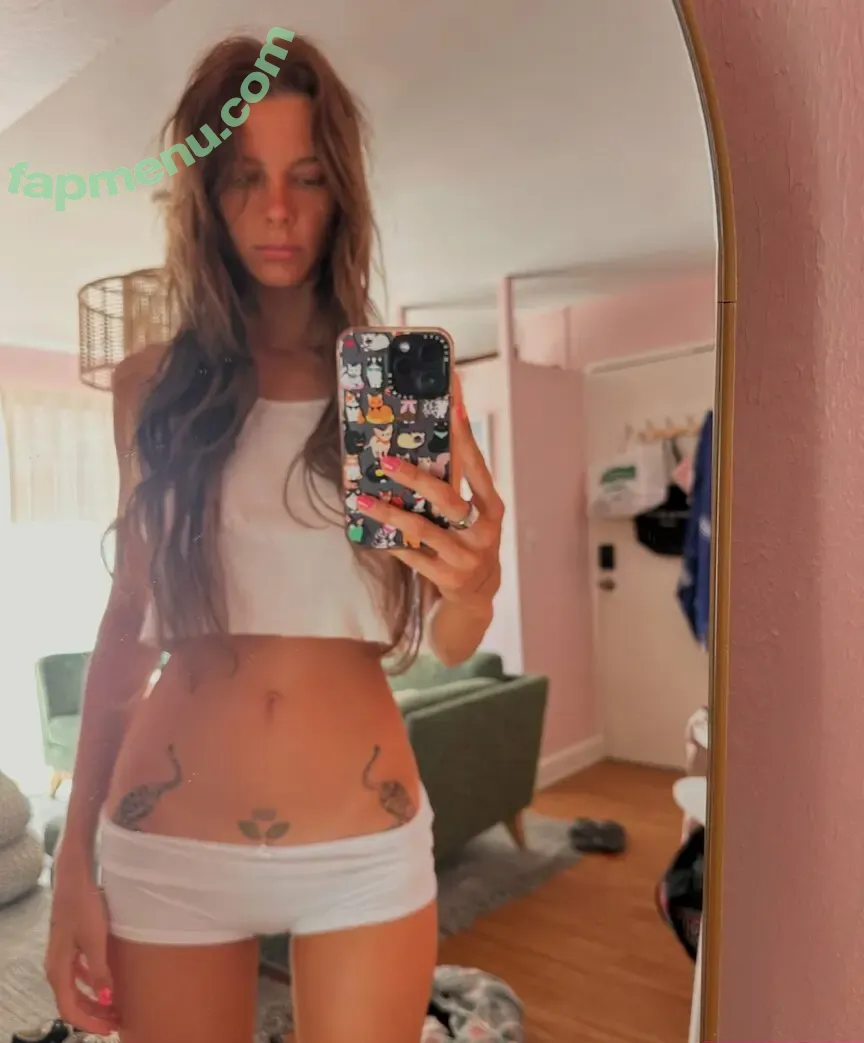 Ashley Matheson nude photo #0005 (Smashedely)