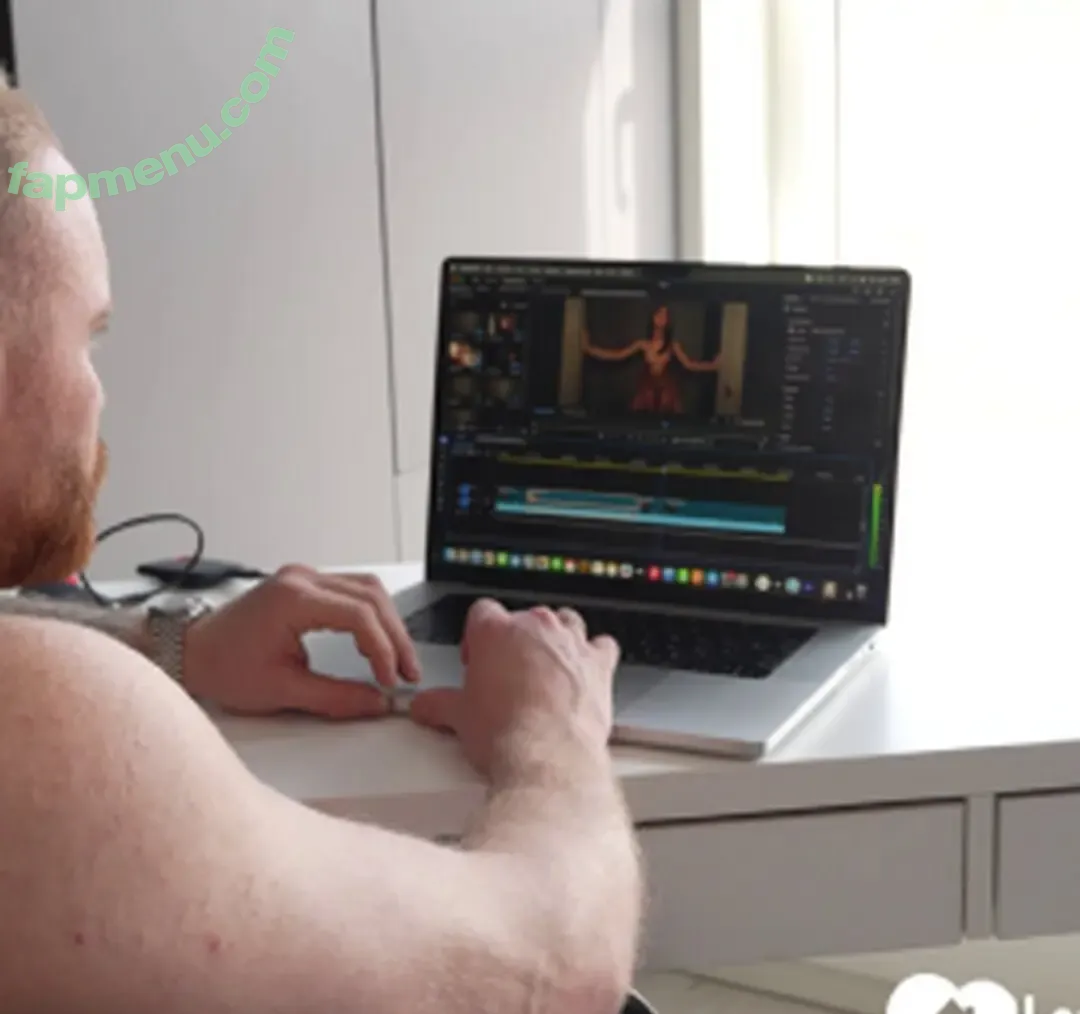 Ashley Rabbit nude photo #0052 (Ashly Rabbit / ashleyrabbitdraws)