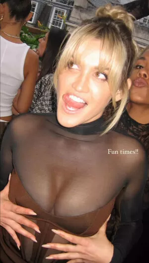 Ashley Roberts / Pussycat Doll / iamashleyroberts / inkedashleyroberts nude photo #0302