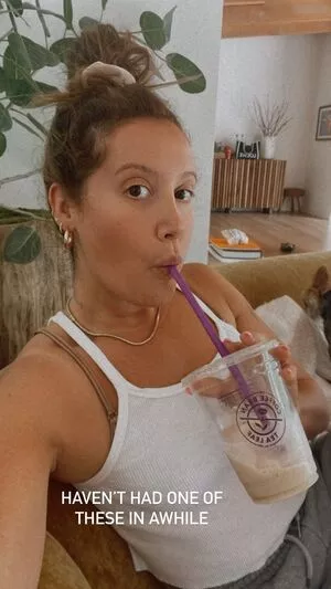 Ashley Tisdale / ashleytisdale nude photo #0362