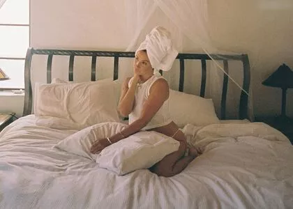 Ashley Tisdale / ashleytisdale nude photo #0424