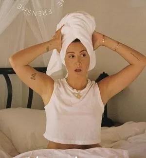 Ashley Tisdale / ashleytisdale nude photo #0431