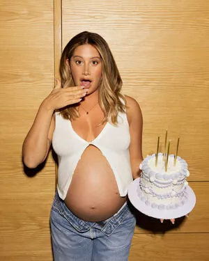 Ashley Tisdale / ashleytisdale nude photo #0465