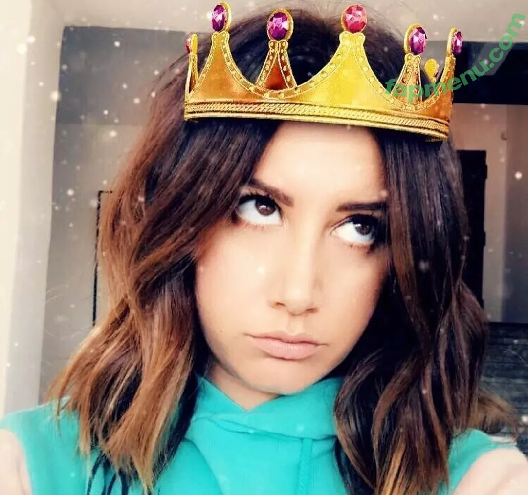 Ashley Tisdale nude photo #0035 (ashleytisdale / yummyyardie)