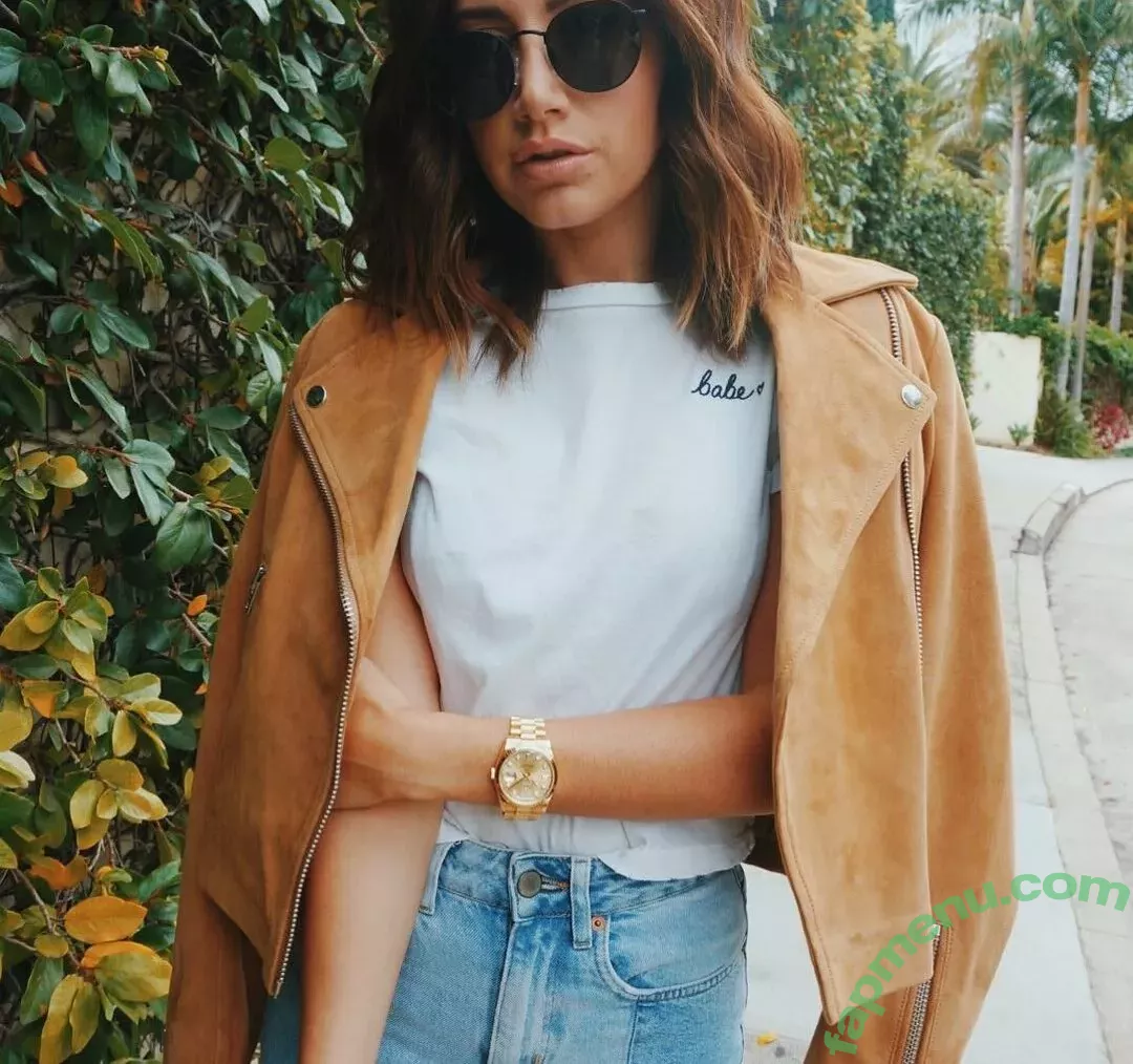 Ashley Tisdale nude photo #0096 (ashleytisdale / yummyyardie)