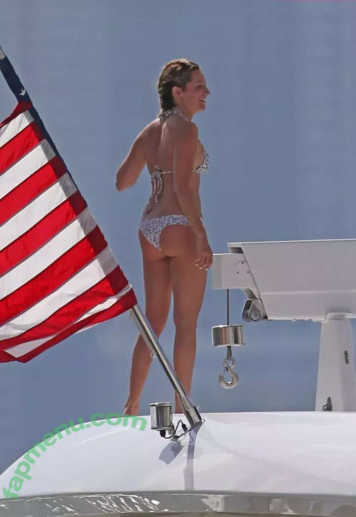 Ashley Tisdale nude photo #0137 (ashleytisdale / yummyyardie)