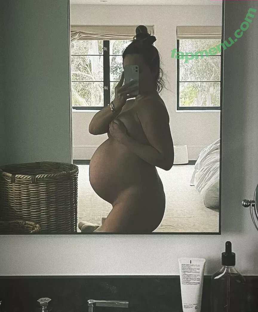 Ashley Tisdale nude photo #0246 (ashleytisdale / yummyyardie)