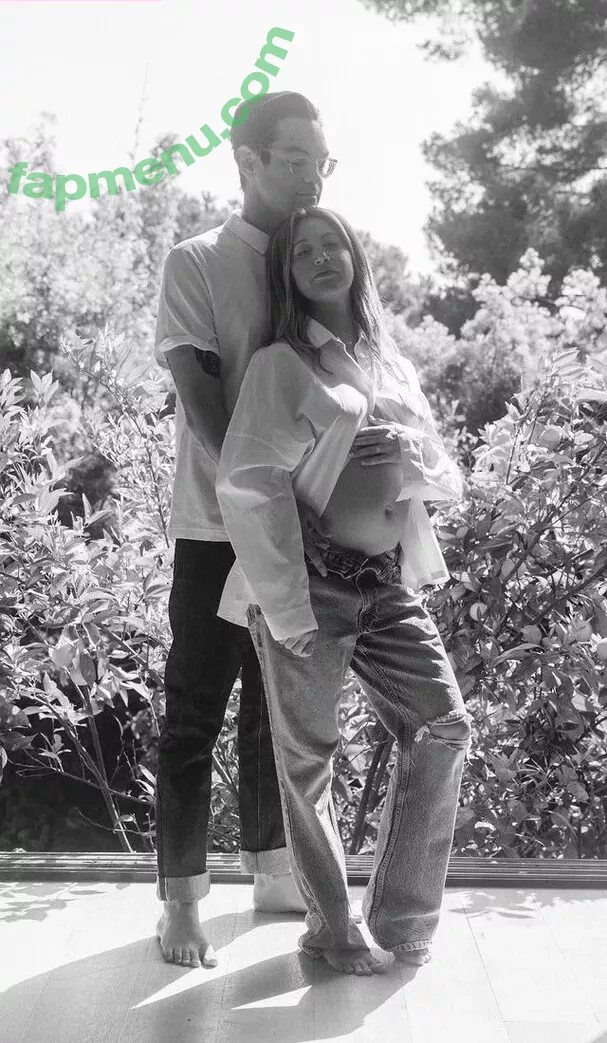 Ashley Tisdale nude photo #0260 (ashleytisdale / yummyyardie)