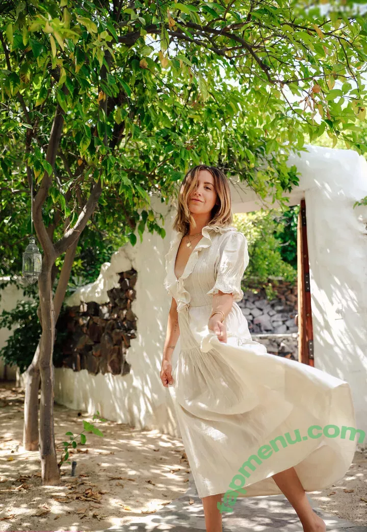 Ashley Tisdale nude photo #0290 (ashleytisdale)