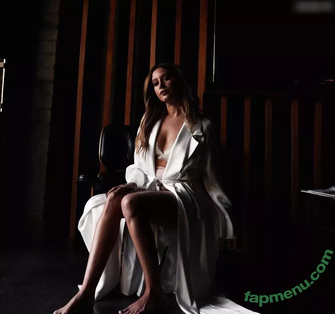 Ashley Tisdale nude photo #0388 (ashleytisdale)