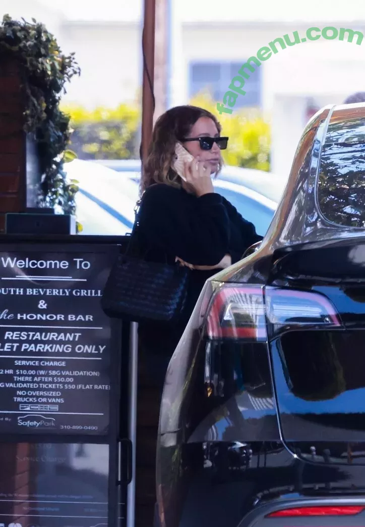 Ashley Tisdale nude photo #0398 (ashleytisdale)