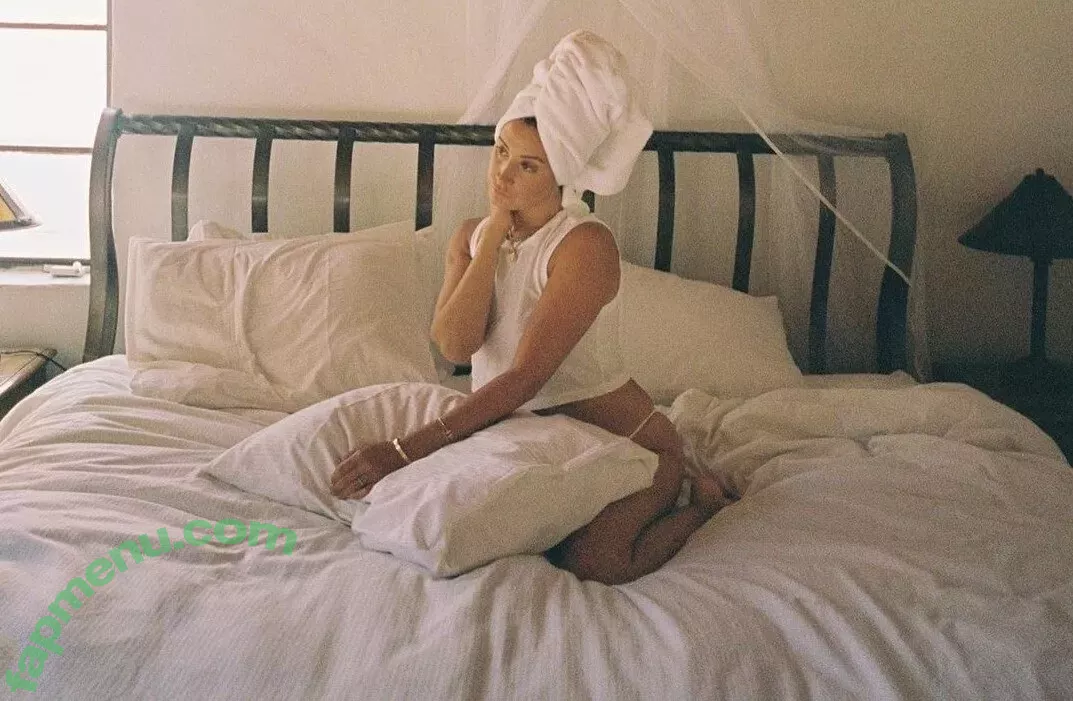 Ashley Tisdale nude photo #0424 (ashleytisdale)