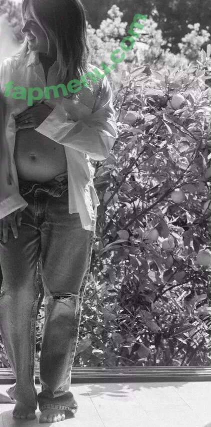 Ashley Tisdale nude photo #0443 (ashleytisdale)