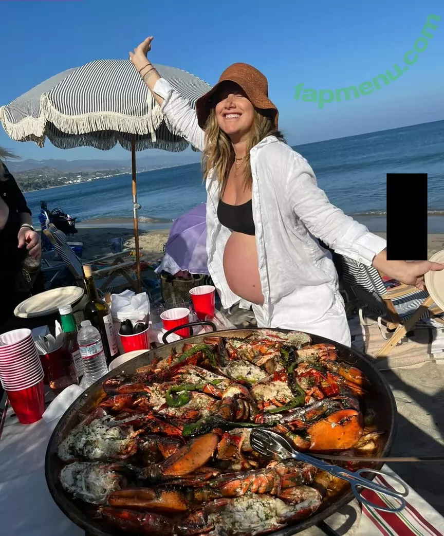 Ashley Tisdale nude photo #0467 (ashleytisdale)