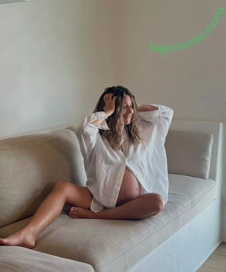 Ashley Tisdale nude photo #0469 (ashleytisdale)