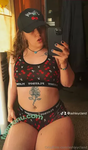 ashleycland / ashleyclan nude photo #0001