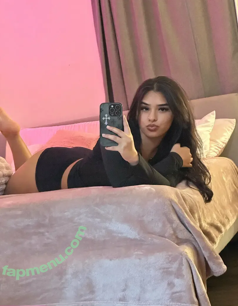 ashleydesiraee nude photo #0006 (ashleydesiraee)