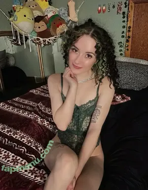 nude photo #0004