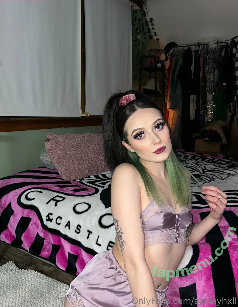 ashleyhxll nude photo #0012 (ashleyhxll)