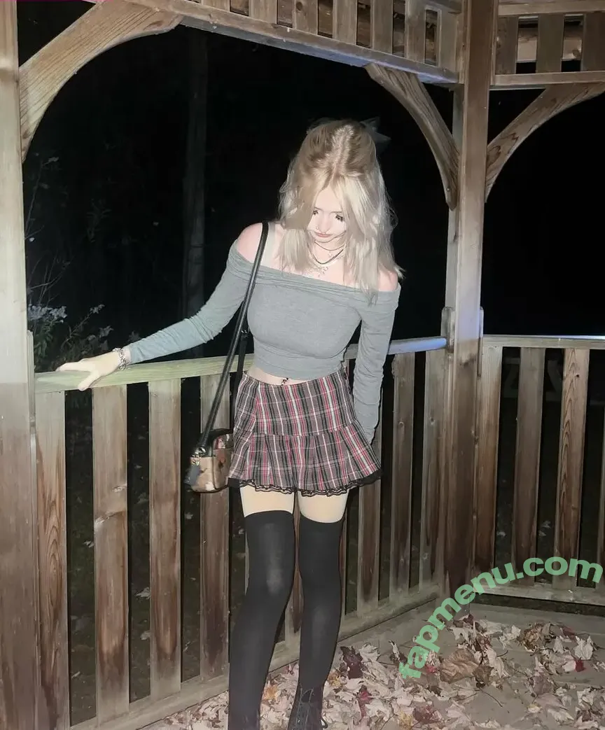ashleyscarr nude photo #0031 (ashley.scarr)