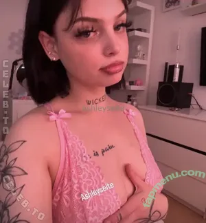 Ashleysseite / ashleyy.thc / gamergirl_oakley nude photo #0009