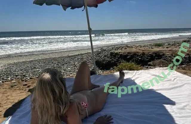 ashleystrosevip nude photo #0002 (ashleystrosevip)